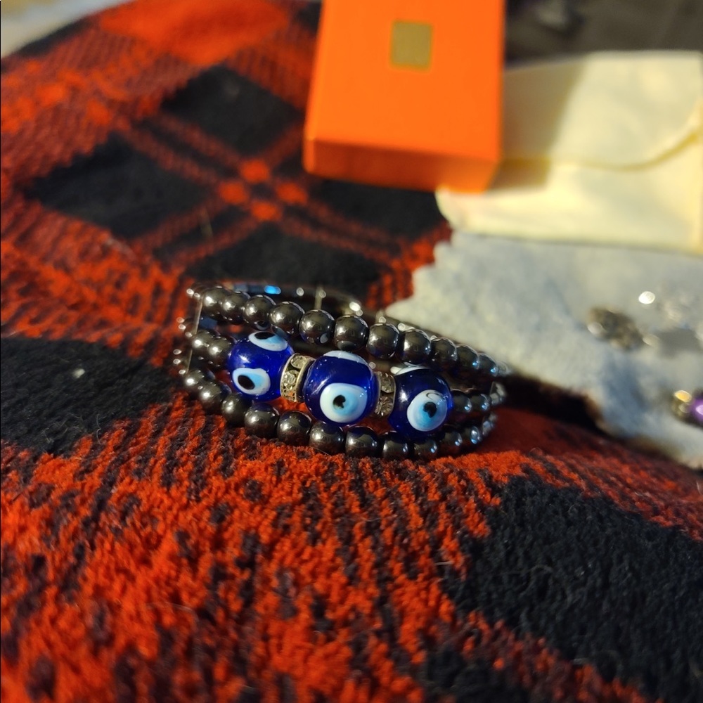 Beaded bracelet
